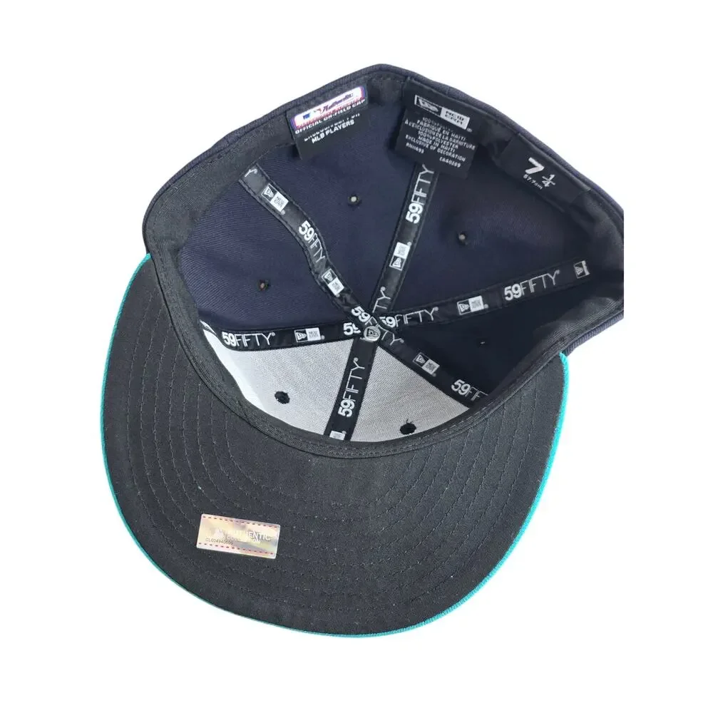 Authentic MLB Collection 2015 World Series Seattle Mariners Fitted Cap 7 3/8